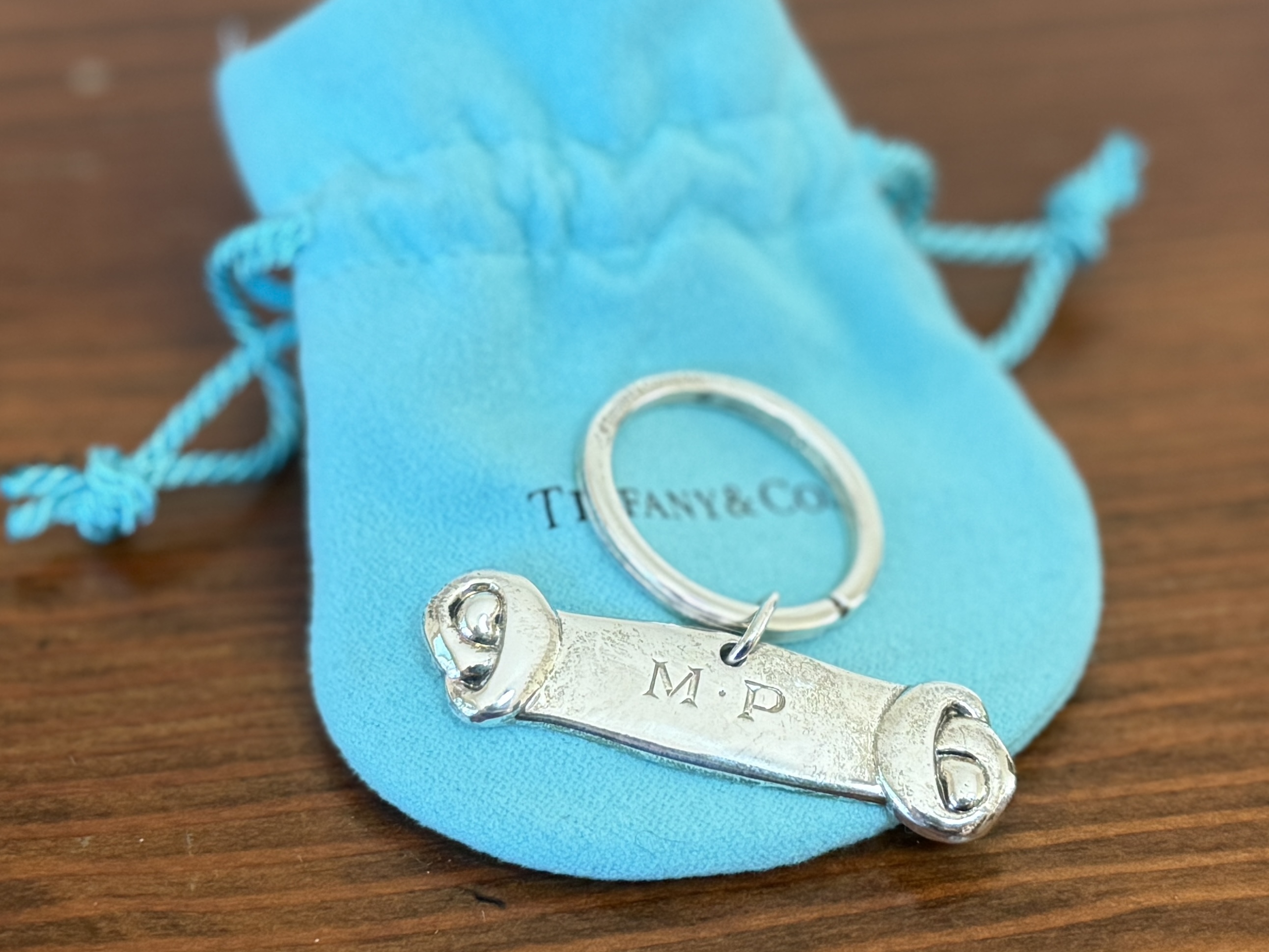 TIFFANY & CO., BONE-SHAPED KEY RING