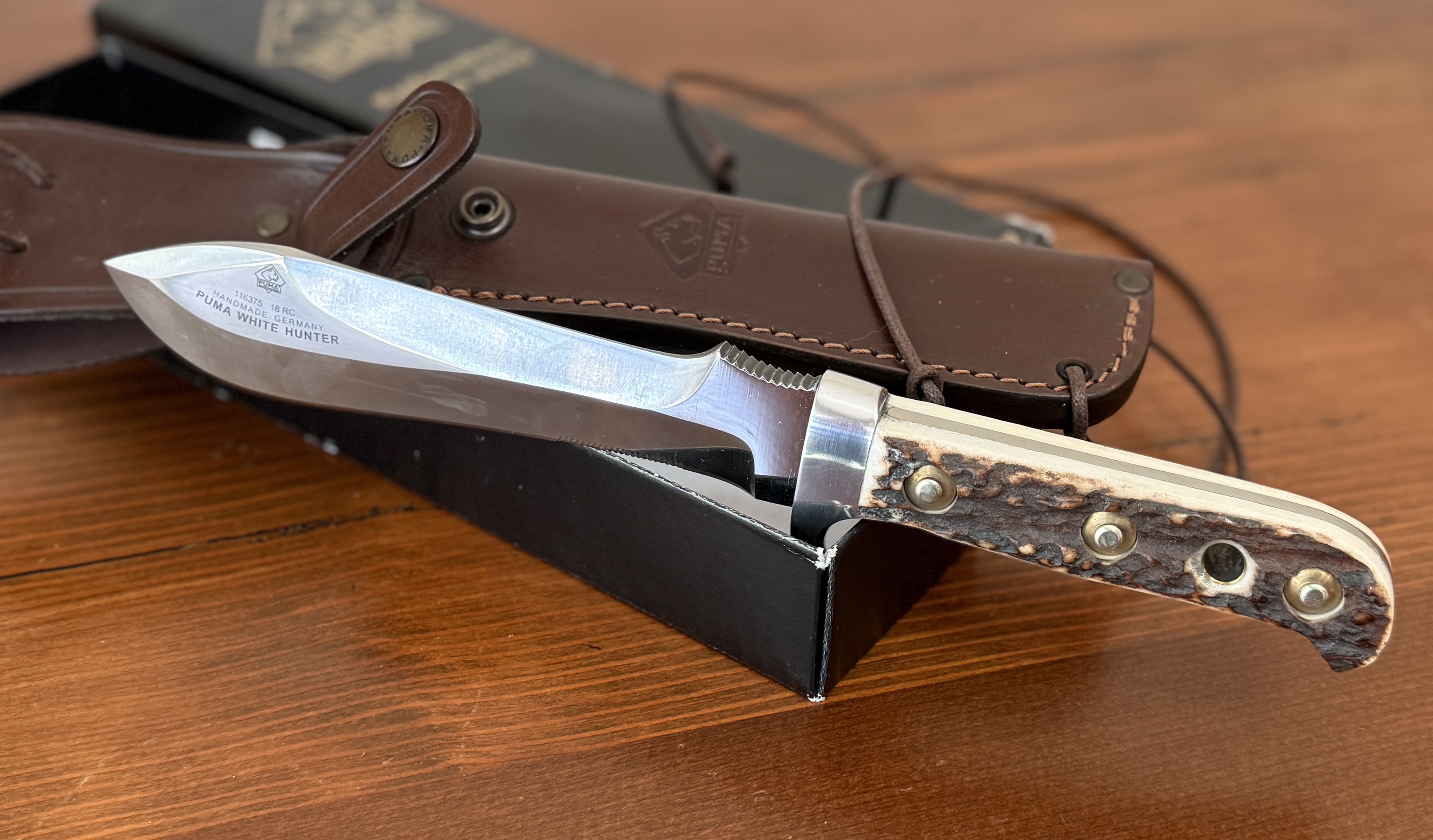 PUMA, WHITE HUNTER STAGHORN KNIFE