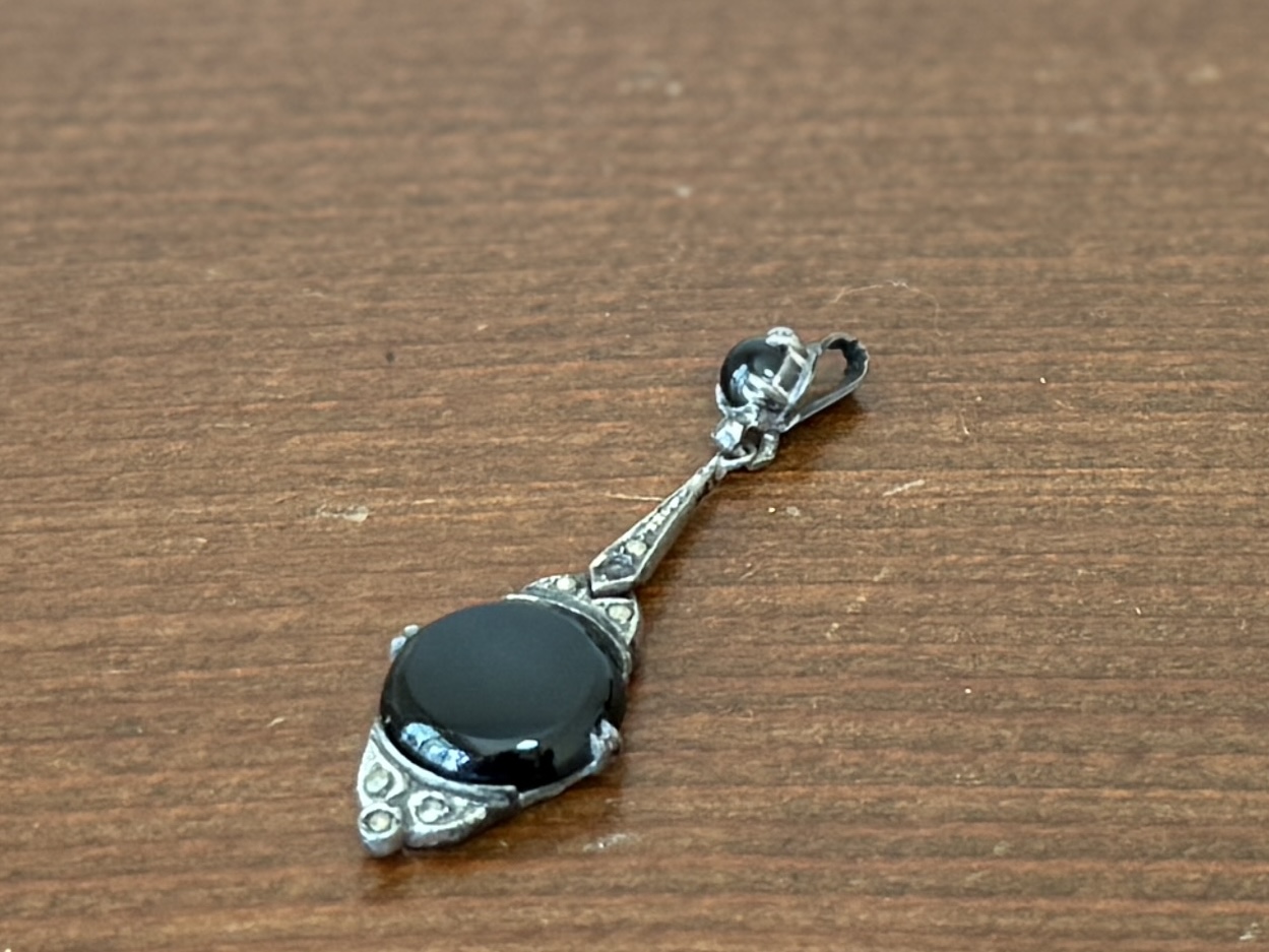ART DECO PENDANT