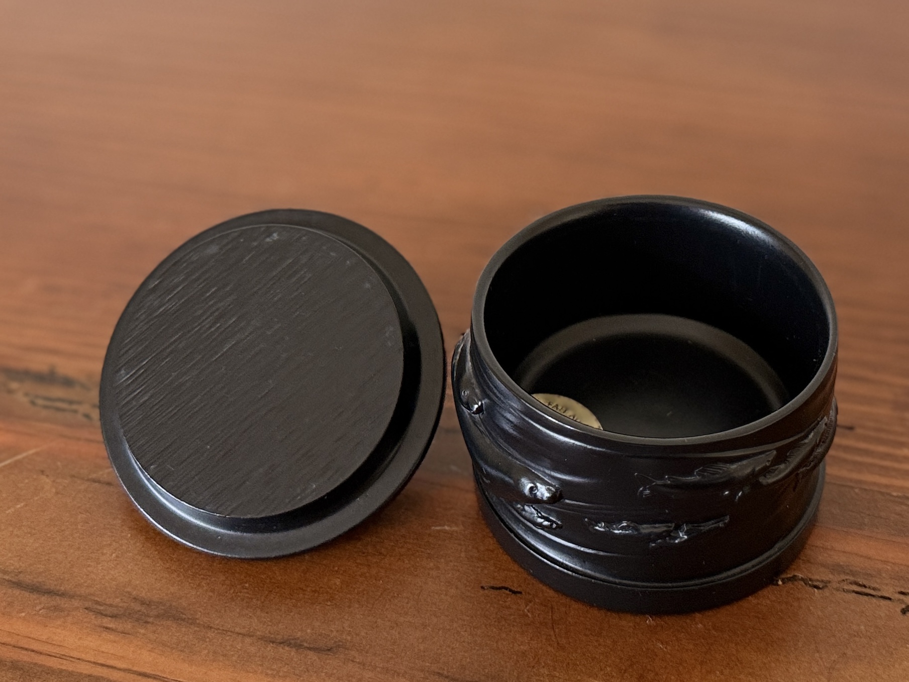 BOMA CARVED BLACK STONE ROUND LIDDED BOX #2