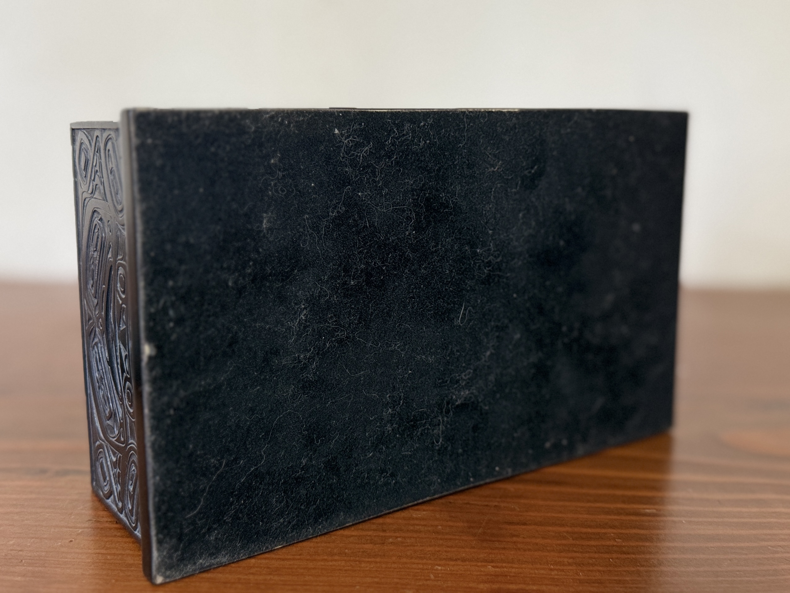 BOMA BLACK STONE CARVED BOX