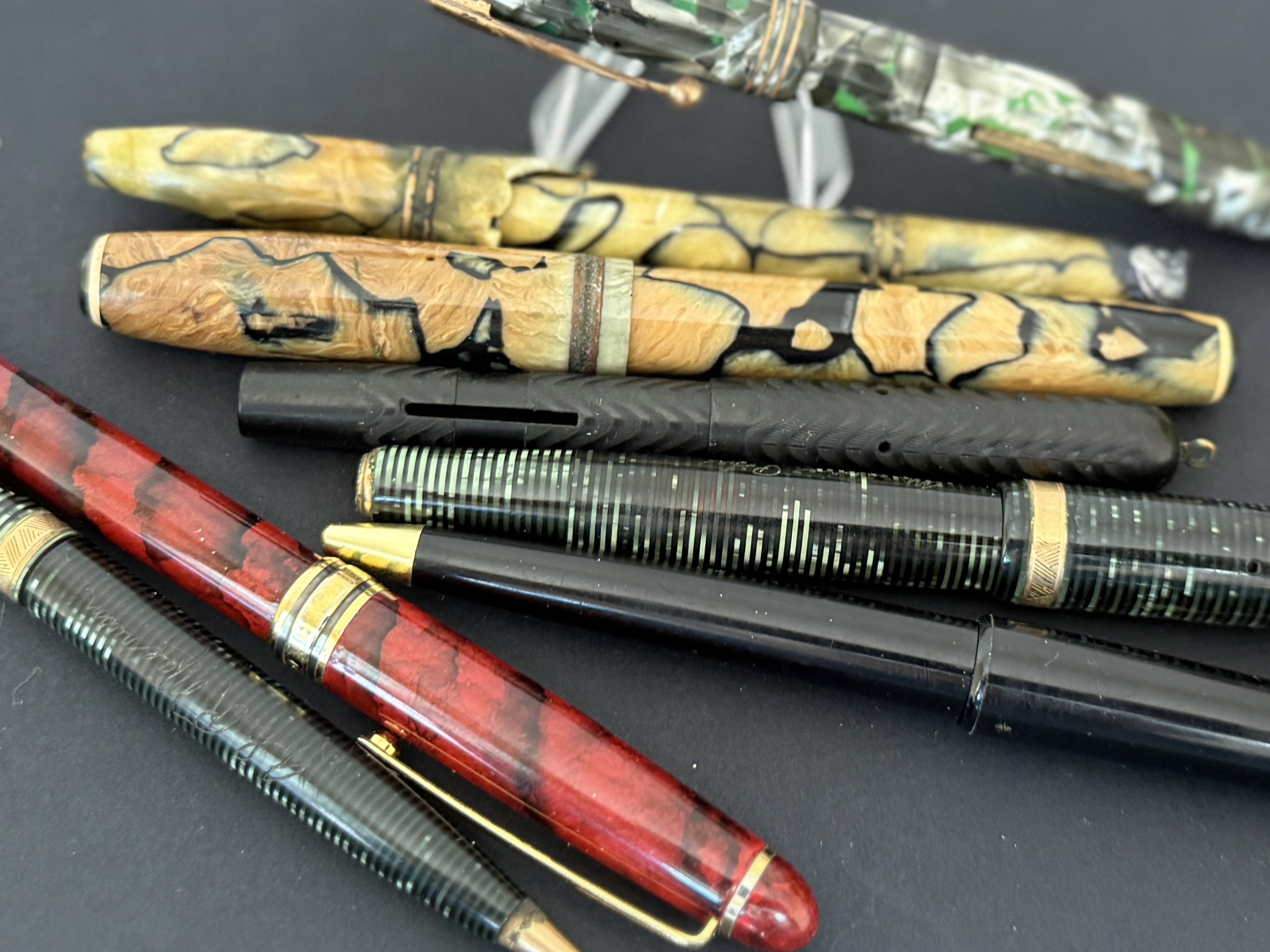 FOUNTAIN PEN COLLECTION