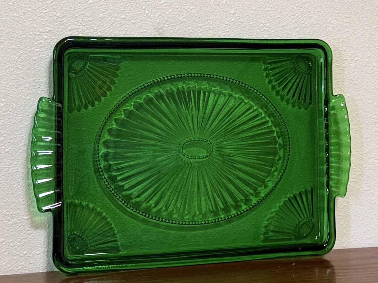 EARLY 20TH CENTURY PRESSED GLASS TRAY