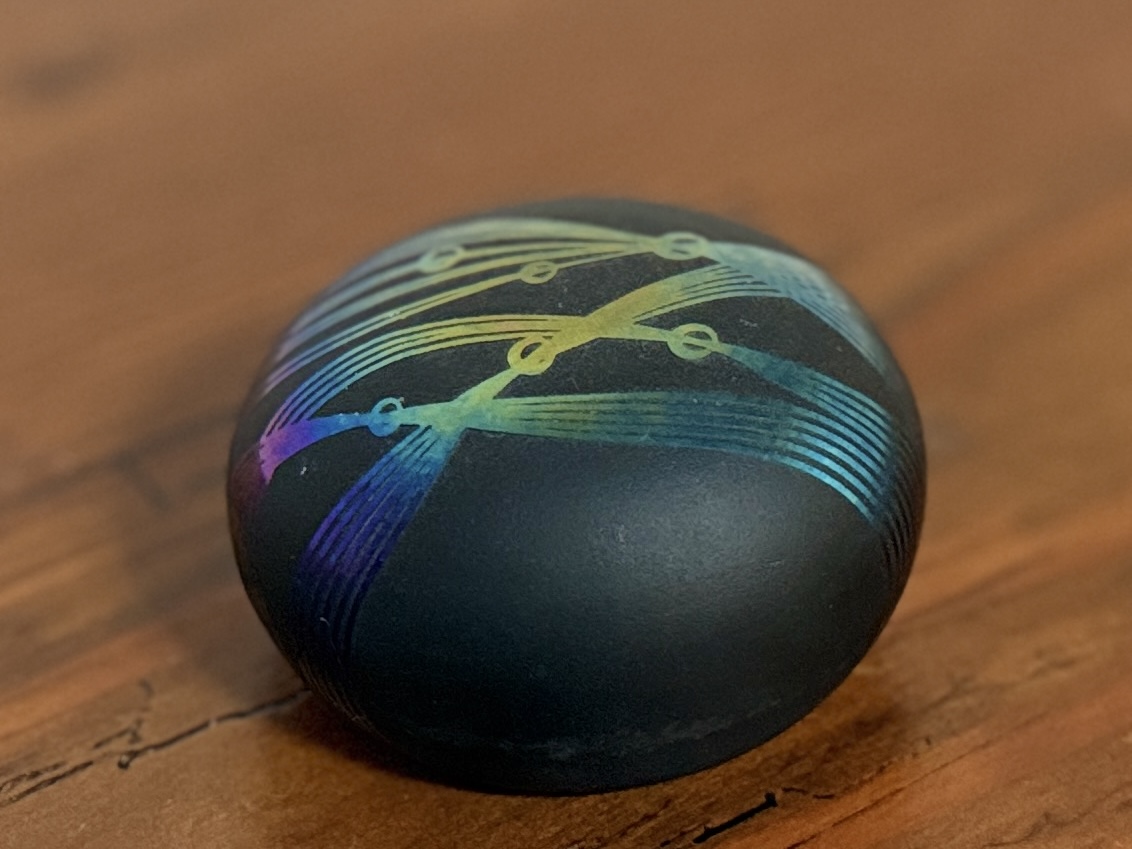 ART GLASS PAPERWEIGHT