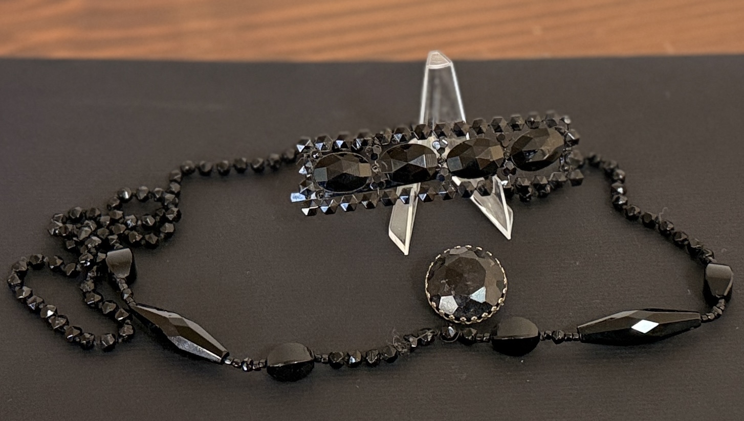 Victorian-Style Mourning Jewelry