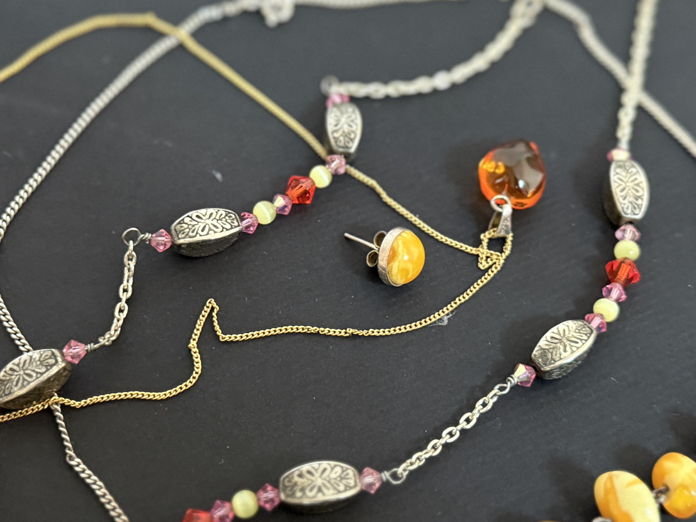 VINTAGE NECKLACE COLLECTION
