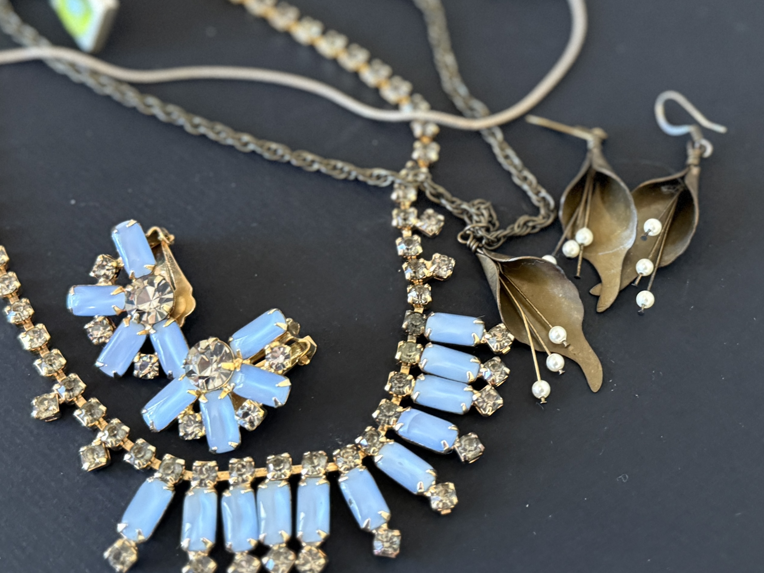 JEWELRY SET COLLECTION