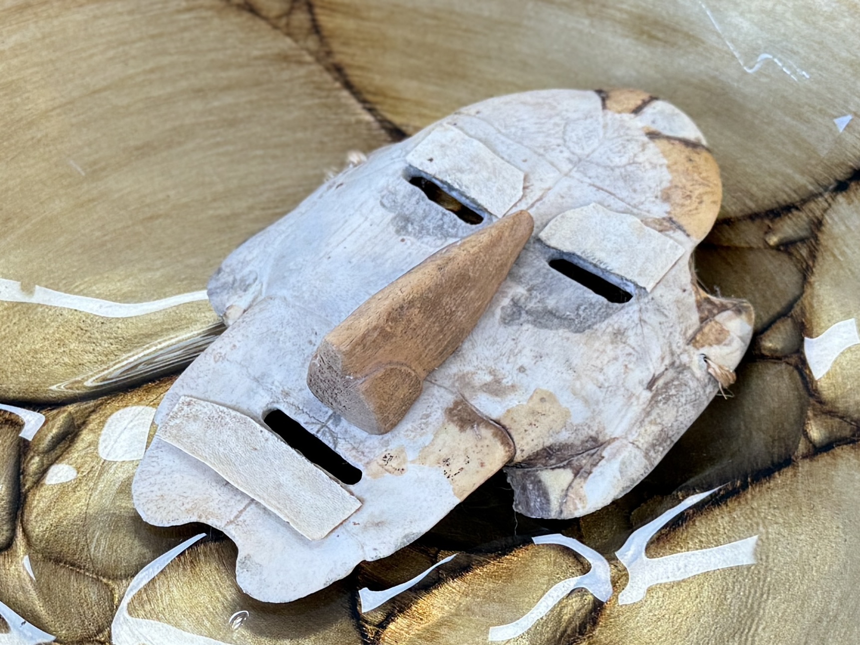 SHELL MASK & LARGE BOWL