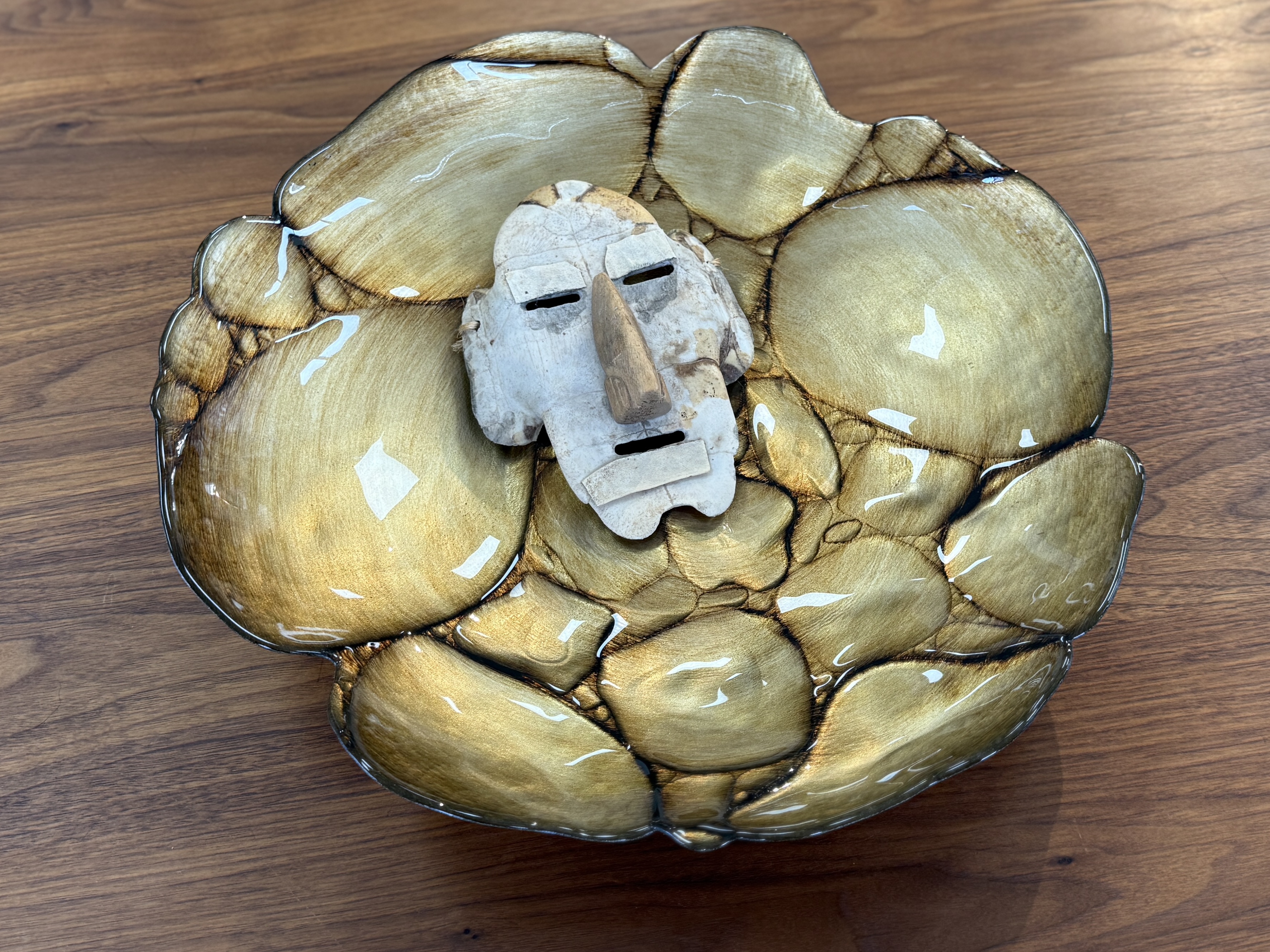 SHELL MASK & LARGE BOWL