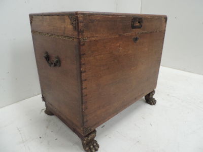 Regency Mahogany Chest/Wine Cooler on Carved Paw Feet & Carrying Handles