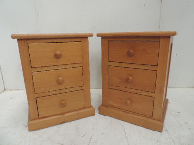 Pair of Polished Oak Three Drawer Bedside Chest with Bun Handles