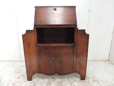Arts & Crafts Small Oak Fall Front Bureau with Open Book Shelves to Side
