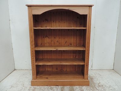 Medium Height Pine Adjustable Open Shelf Bookcase Unit
