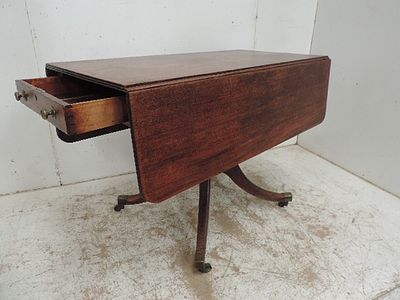 Regency Mahogany Drop Leaf Pembroke / Dining Table on Splayed Four Leg Base with Casters