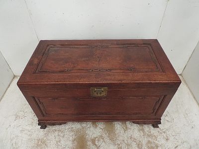 Chinese Carved Camphorwood Fitted Lockable Trunk / Ottoman on Short Cabriole Legs