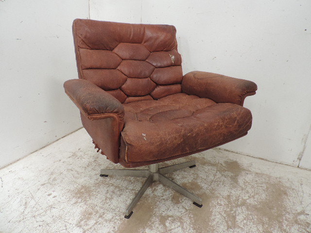 Lot 32