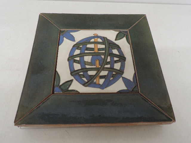 Lot 128