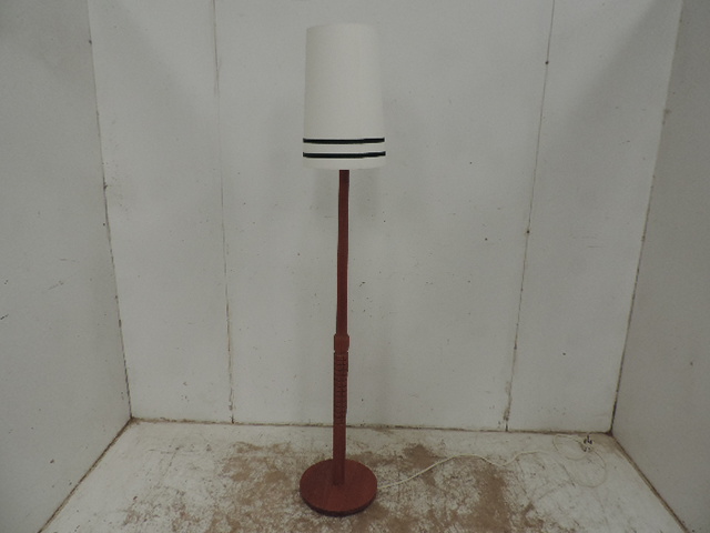 Lot 196