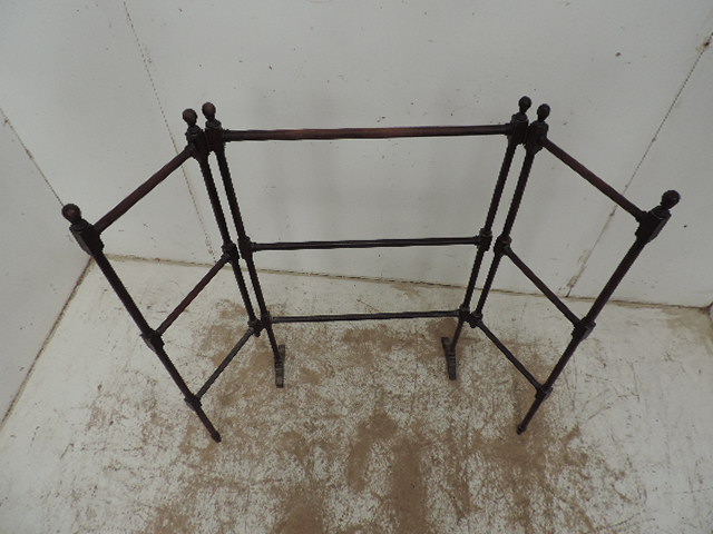 Lot 220