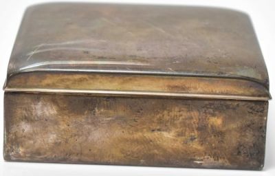 Poole Sterling Silver Dresser Box. Poole #14 Large Sterling Silver Cigarette or dresser box 