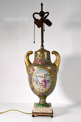 Chinese Famille Rose Vase Lamp. Antique Chinese porcelain vase later converted into a table lamp 