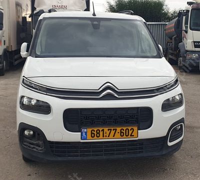 סיטרואן ברלינגו מודל 2021. 207,886 ק"מ