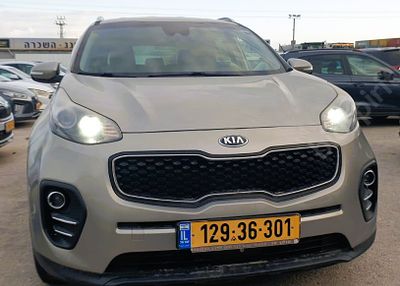 קיה ספורטאז מודל 2017. 179,879 ק"מ, יד נוכחית: ראשונה, בעלות נוכחית: פרטי, רישום מקורי/מקוריות: פרטי