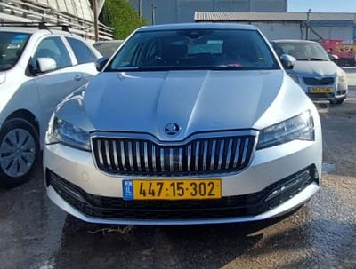 סקודה סופרב FL מודל 2021. 150,476 ק"מ
