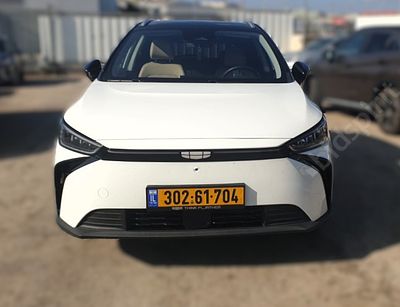 גילי GEOMETRY C מודל 2025. 21,311 ק"מ, יד נוכחית: שנייה, בעלות נוכחית: פרטי. מחיר מחירון: ₪129,060