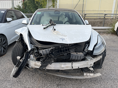 טסלה מודל 3 מודל 2022. 168,421 ק"מ, יד נוכחית: שנייה, בעלות נוכחית: פרטי. מחיר מחירון: ₪167,890