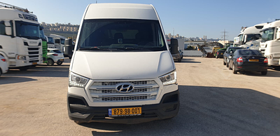 יונדאי H350 KMFAB17 מודל 2019. 517,314 ק"מ, יד נוכחית: שנייה, בעלות נוכחית: פרטי