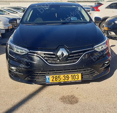 רנו מגאן מודל 2023. 112,734 ק"מ, יד נוכחית: שלישית, בעלות נוכחית: פרטי, רישום מקורי/מקוריות: פרטי