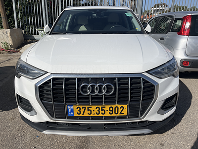 אאודי Q3 מודל 2021. 74,671 ק"מ, יד נוכחית: ראשונה, בעלות נוכחית: פרטי, רישום מקורי/מקוריות: פרטי