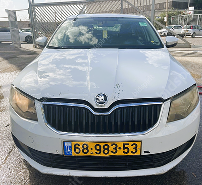 סקודה אוקטביה מודל 2015. 326,182 ק"מ