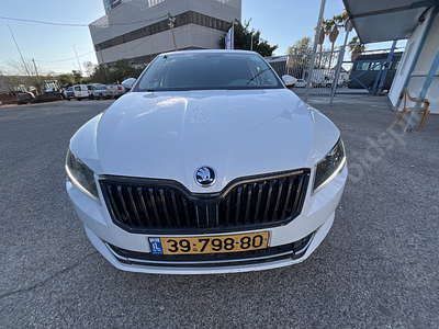 סקודה סופרב מודל 2017. 182,144 ק"מ, יד נוכחית: חמישית, בעלות נוכחית: פרטי, רישום מקורי/מקוריות: החכר