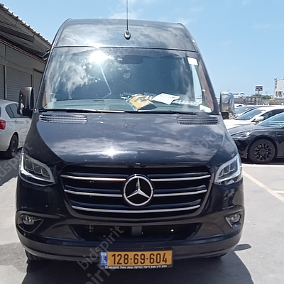 מרצדס ספרינטר 907.657 מודל 2025. 69,659 ק"מ