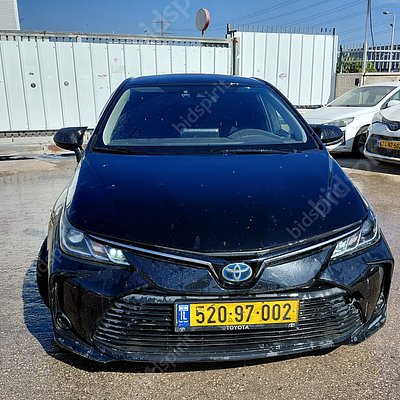 טויוטה קורולה HSD SDN מודל 2021. 204,510 ק"מ