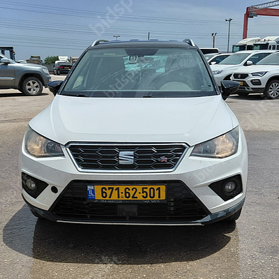 סיאט ארונה מודל 2019. 181,711 ק"מ, יד נוכחית: שלישית, בעלות נוכחית: פרטי. מחיר מחירון: ₪75,210