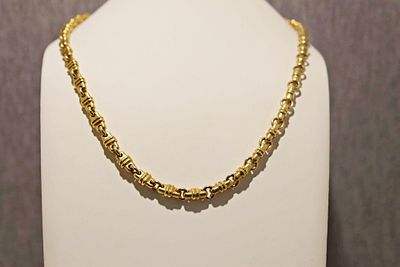 Panzerkette 18 K Gelbgold. Solid curb chain made of 18-karat yellow gold; 34.7g; approx. 45cm 