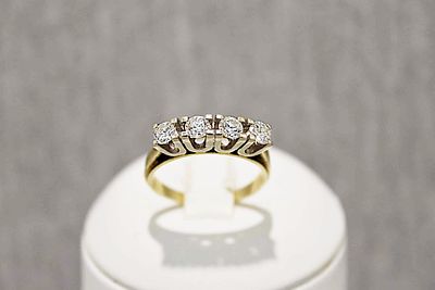 Brillantring. 14K yellow gold; 4.7g; approx. 0.9ct diamonds; RG58