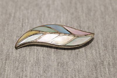 Brosche Spirit. silver brooch and leaf shape 925 silver rhodium-plated; 13.2 g with colorful 