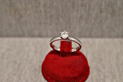 Solit&auml;rring 14 Karat Wei&szlig;gold mit ca. 0,4ct Brillant. 14K white gold with approx. 0.4ct 