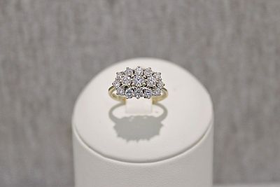 Brillantring. White gold 14K with 1.18ct diamonds (stamped) 15 pieces; 3.2g; RG51
