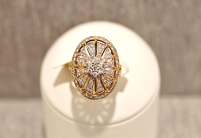 Brillantring. Diamond ring with approx. 0.45ct diamonds in the Art Deco style; 14K; 4.3g yellow 