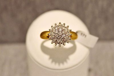 Brillantring. Diamond ring with 1.0ct diamonds; Diamond passport included, stones flawless, 14 