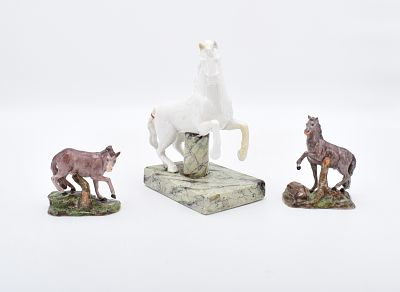 Drei Pferdefiguren, Thüringen, 19. Jh. Drei Pferdefiguren Thüringen, 19. Jh. Großer steigender
