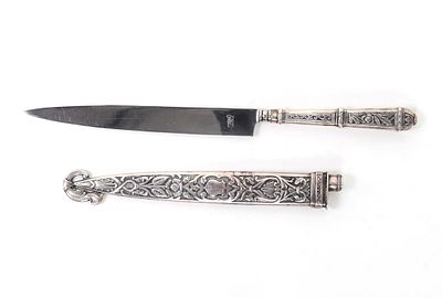 Silver Gaucho Knife w/ Scabbard. Attractive large Argentinian silver gaucho knife. Silver cast 