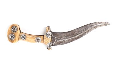 Khanjarli Mughal Dagger, Circa 1600's. India, Mughal Empire 17th century and probably early-mid 