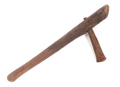 Primitive Philippines Throwing Axe. Primitive Philippines throwing axe or hatchet with a thick 