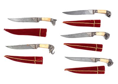 5 Damascus Knives & Sheath. Wonderful set and collection of 5 Damascus steel knives including an 